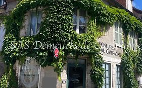 Maison Les Fossiles